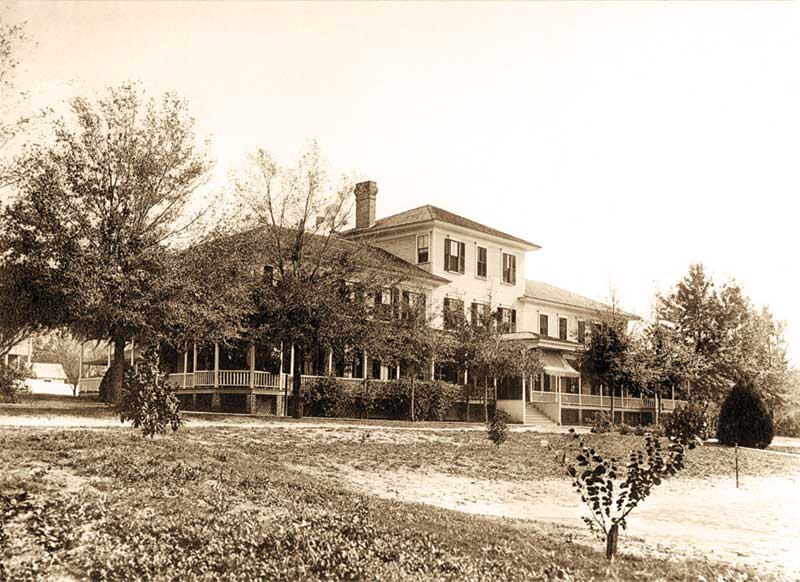 image Lakeside Inn in 1906
